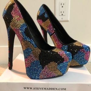 Steve Madden Never Worn Size 7